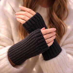 NEW UGG Rib Knit Fingerless Gloves Logo Tab Black